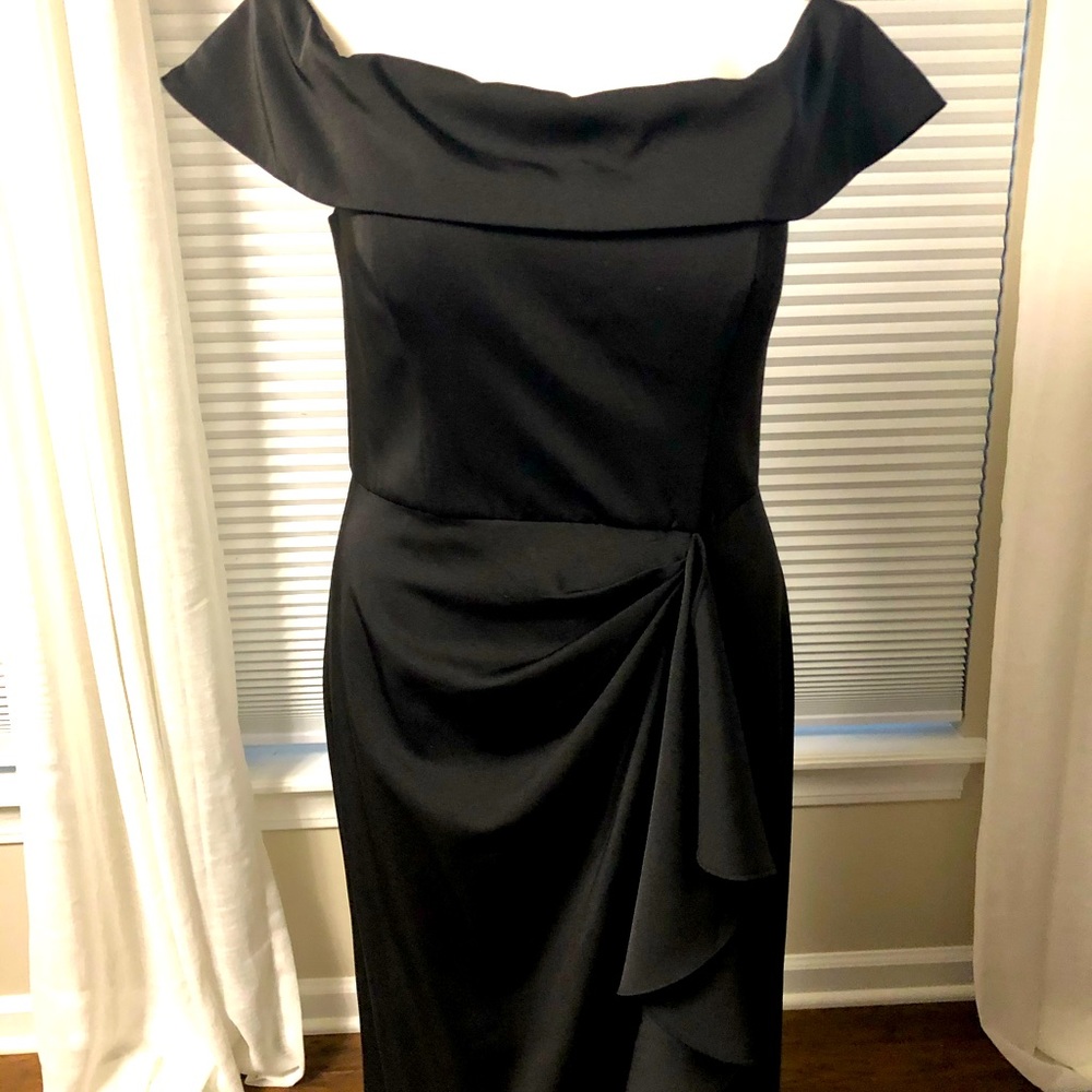 Cachet Black formal dress